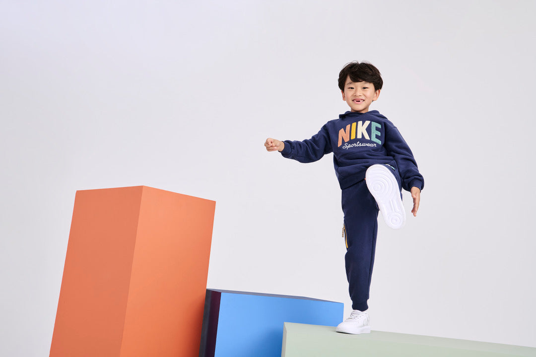 Nike Boys Powder Play Short Sleeve Tee (Little Kids)