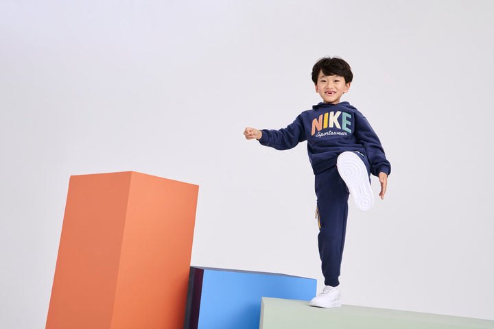 Nike Boys Powder Play Short Sleeve Tee (Little Kids)